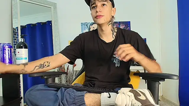 Zacktk7 online show from 03/11/25, 08:09