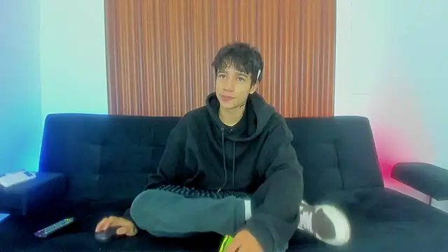 Zacktk7 online show from 02/17/25, 09:10