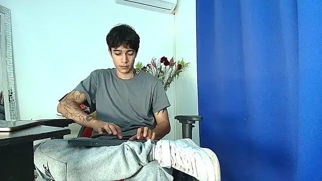 Zacktk7 online show from 02/12/25, 11:30