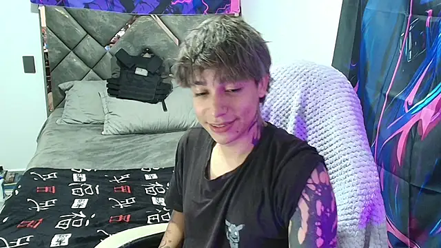 Zacktk7 online show from 04/10/26, 07:21