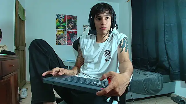 Zacktk7 online show from 02/12/25, 07:34