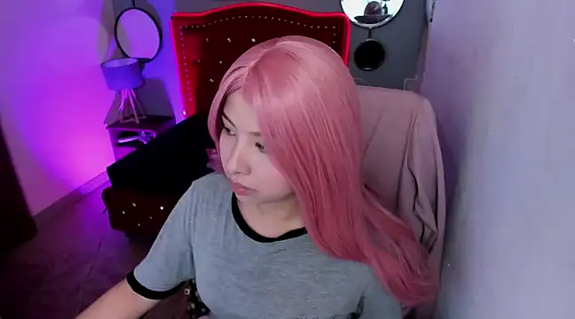 Namiko Park online show from 02/17/25, 06:06