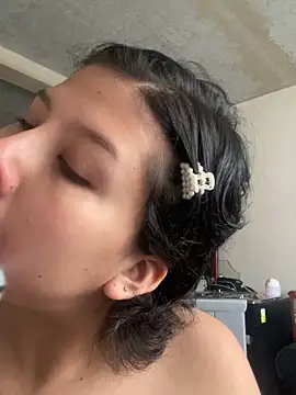 Namiko Park online show from 02/28/25, 07:14