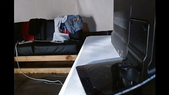 Snapshot of 69vivian chatting on 12/20/24, 10:11 69vivian online show from 12/20/24, 10:11