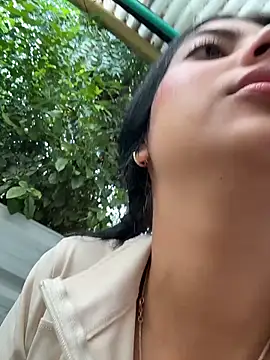 Baby Niels online show from 04/10/26, 02:02