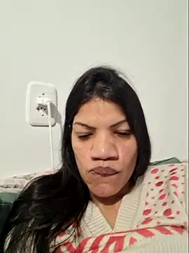 Snapshot of charllottebrasilian chatting on 06/09/26, 01:50 charllottebrasilian online show from 06/09/26, 01:50