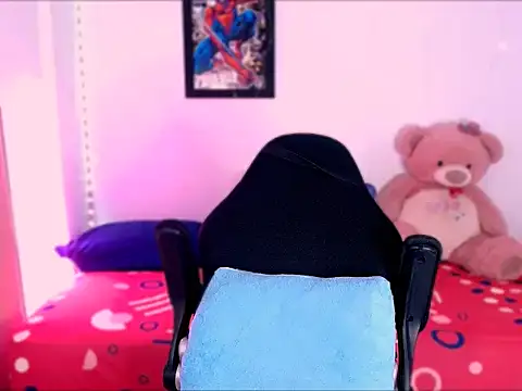 TESEO HOT online show from 10/27/25, 03:02