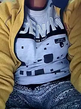 Sexy-Mona2 online show from 12/06/24, 03:06