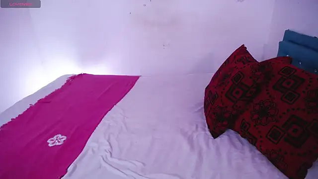 zarquita99 online show from 11/05/25, 09:23