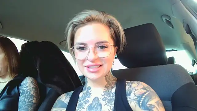 Alexandersonxo online show from 12/19/24, 10:02