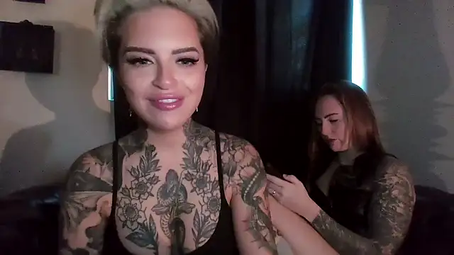 Alexandersonxo online show from 11/30/25, 11:00