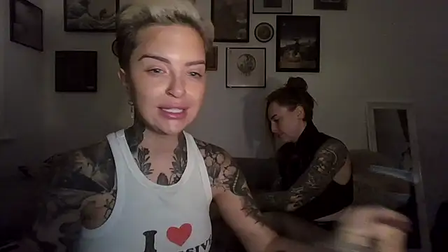 Alexandersonxo online show from 12/15/25, 08:09