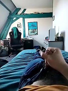 JulesG18 online show from 03/04/26, 04:04