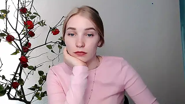 Queen ofLove online show from 03/27/26, 01:56