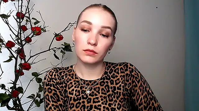 Queen ofLove online show from 03/26/26, 01:31