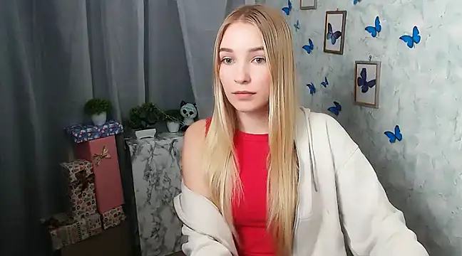 Snapshot of Queen_ofLove chatting on 12/11/24, 05:37 Queen ofLove online show from 12/11/24, 05:37