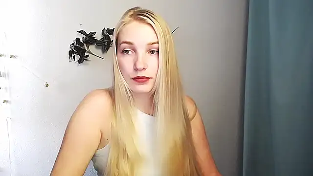 Queen ofLove online show from 05/19/26, 11:28