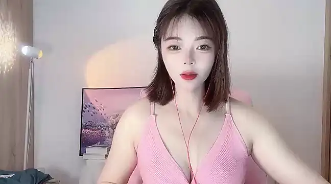Snapshot of Mia-88-66 chatting on 12/02/24, 07:22 Mia-88-66 online show from 12/02/24, 07:22