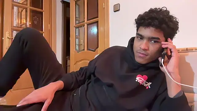 Ryan-hot online show from 12/20/25, 08:01