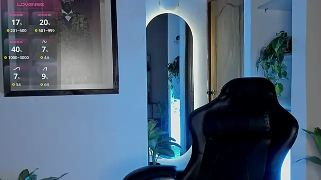 CherryyBrrr1 online show from 11/29/25, 03:17