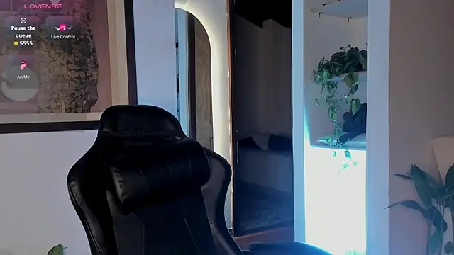 CherryyBrrr1 online show from 12/04/25, 02:10