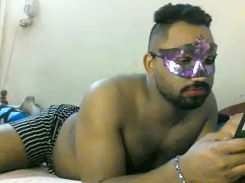 Snapshot of medo232586 chatting on 12/06/24, 05:28 medo232586 online show from 12/06/24, 05:28