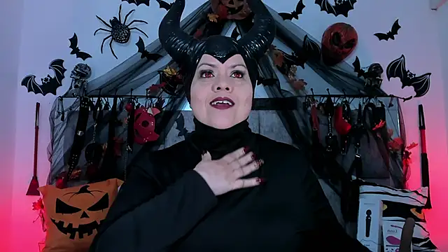 Snapshot of vanessa_moka chatting on 11/02/25, 11:59 vanessa moka online show from 11/02/25, 11:59