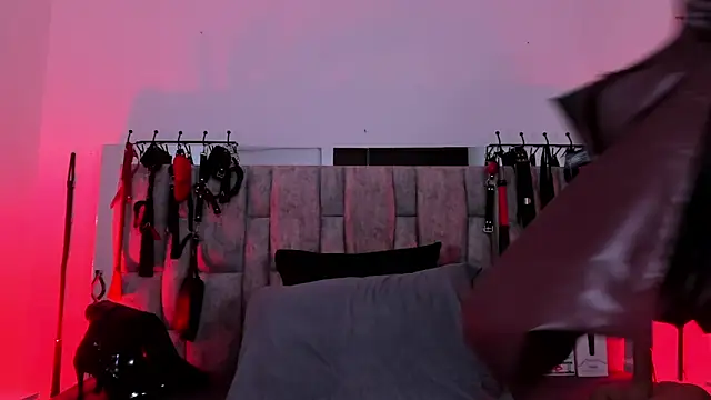 Snapshot of vanessa_moka chatting on 02/21/26, 12:07 vanessa moka online show from 02/21/26, 12:07