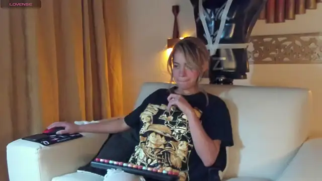 cami latinsex online show from 01/03/25, 09:15