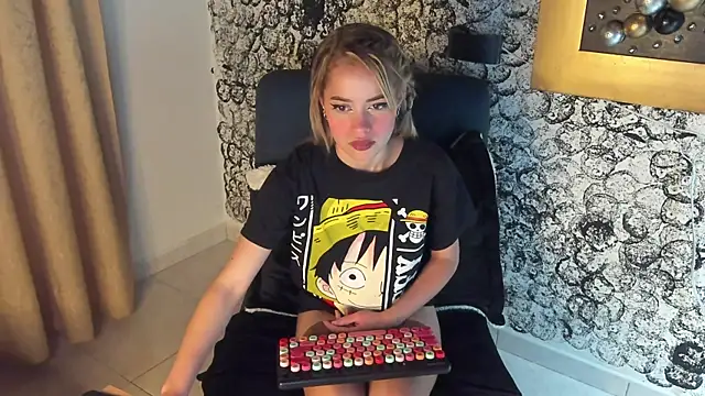 cami latinsex online show from 12/29/24, 02:38