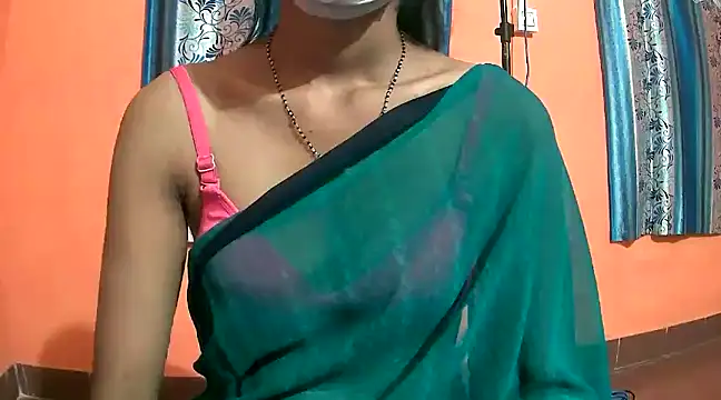 Snapshot of sexy_janu25 chatting on 03/10/25, 01:00 sexy janu25 online show from 03/10/25, 01:00