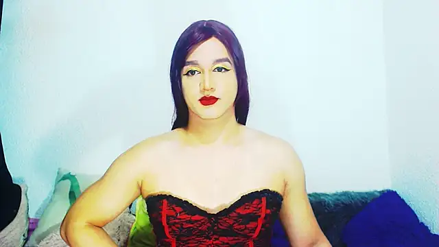 Snapshot of alexandrasexy32 chatting on 04/08/26, 03:08 alexandrasexy32 online show from 04/08/26, 03:08