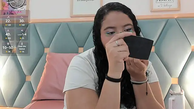 isabella walton online show from 10/31/25, 11:18