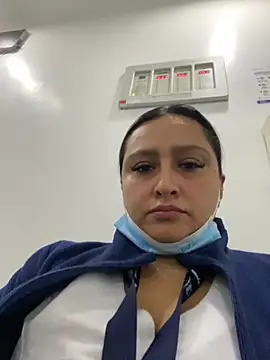 Keittly  online show from 11/18/25, 06:44