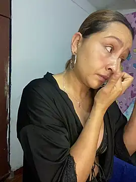 Snapshot of Keittly_ chatting on 03/19/25, 10:11 Keittly online show from 03/19/25, 10:11