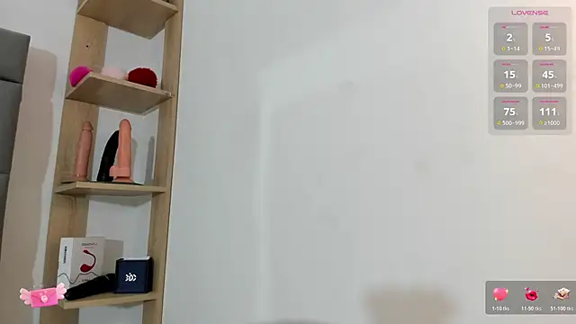 vivianne scott online show from 10/22/25, 12:04