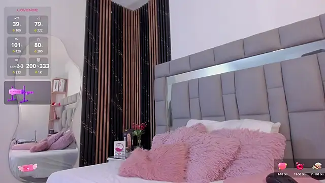 vivianne scott online show from 11/11/25, 12:11