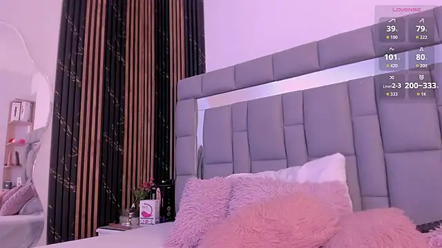 vivianne scott online show from 11/05/25, 12:08