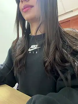 Lolitacooper online show from 04/22/26, 07:42