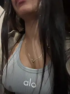 Snapshot of Lolitacooper chatting on 02/24/25, 01:02 Lolitacooper online show from 02/24/25, 01:02