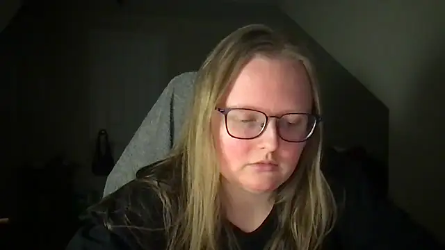 lexie lilacs online show from 01/25/25, 11:54