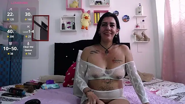 la gatabk  online show from 12/14/25, 06:35