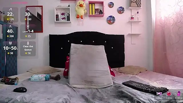 la gatabk  online show from 02/24/26, 07:59