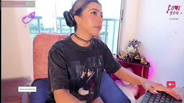 AndreaVelasco online show from 04/19/26, 05:14