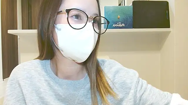  hina chan  online show from 10/15/25, 02:25