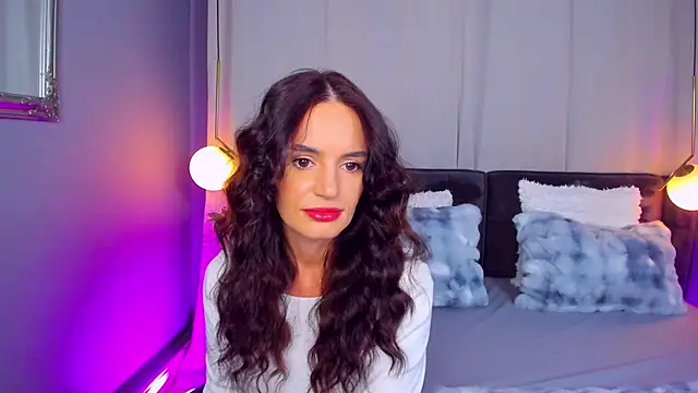 CarlaWhite online show from 03/07/26, 04:30