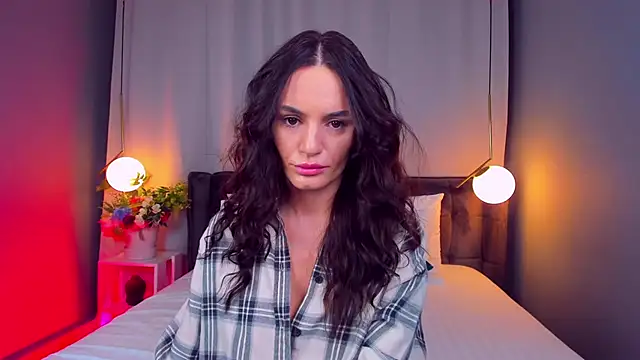 CarlaWhite online show from 12/19/25, 04:27