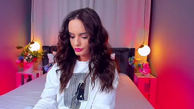 CarlaWhite online show from 11/11/25, 04:51