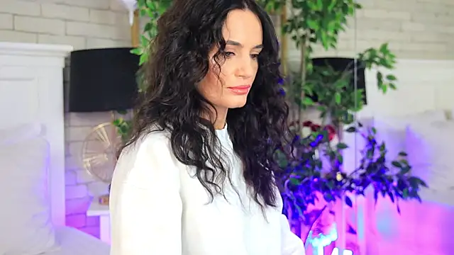 CarlaWhite online show from 11/28/25, 03:50