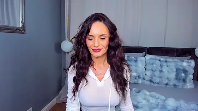 CarlaWhite online show from 05/10/26, 03:43